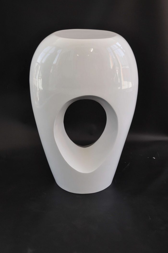 Side Oval Table