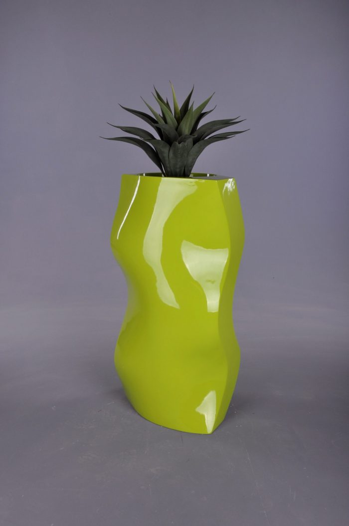 Large Sting Ray Urn
