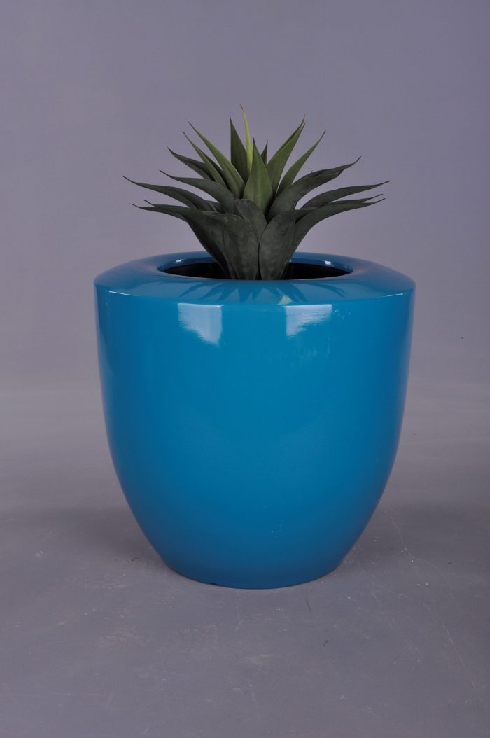 U Rounded Top Urn