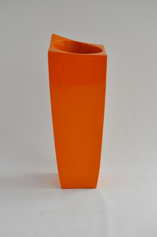 Orion Curved Top Urn
